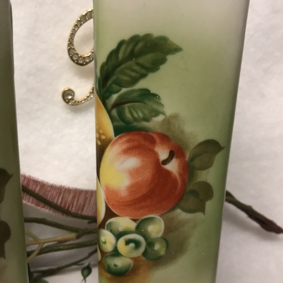 VINTAGE WALL VASES Green porcelain with gilded gold painted vintage fruit set 2 - Picture 4 of 16